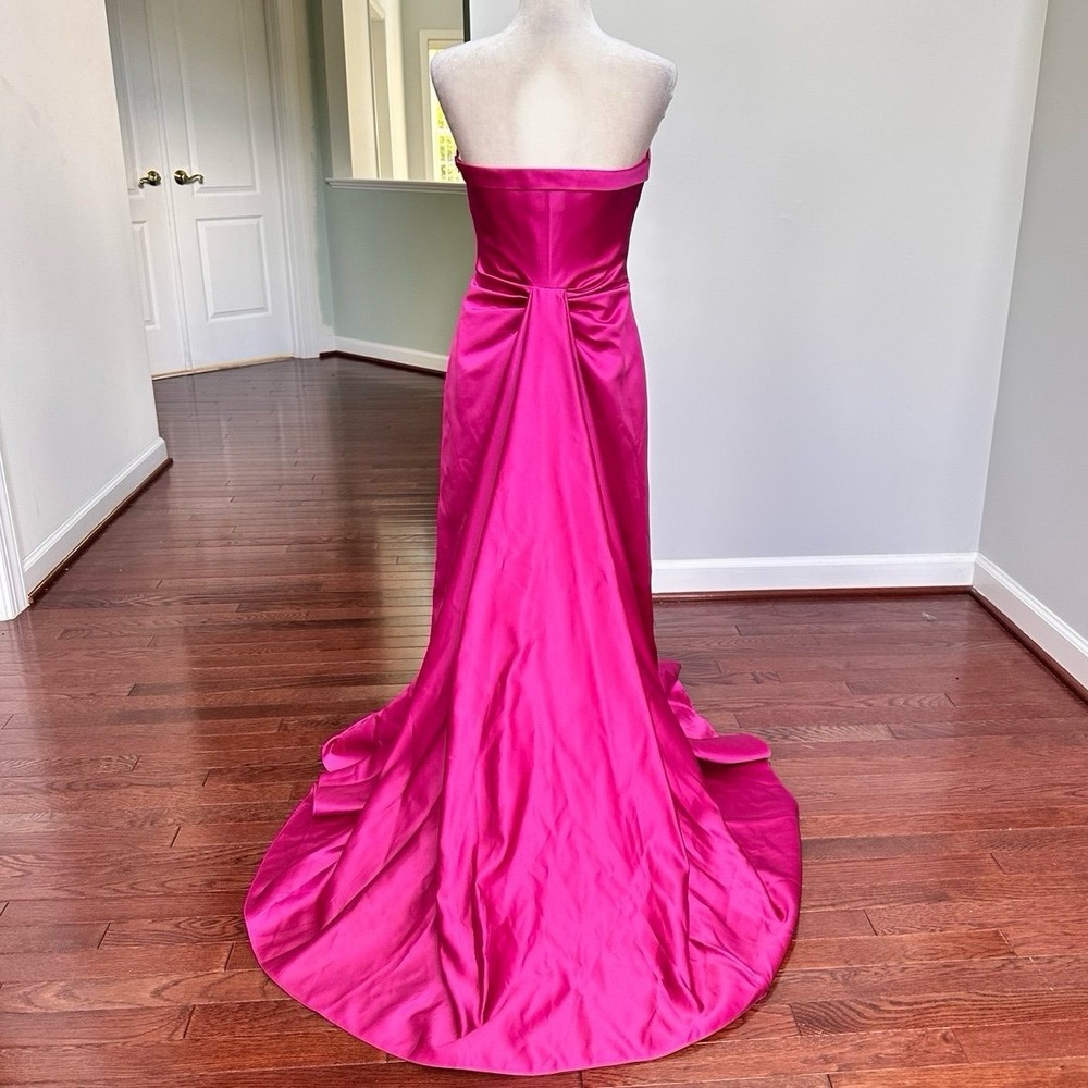 David's Bridal Fuchsia Strapless Fit & Flare Dainty Simple Gown Dress w Train - Picture 9 of 12